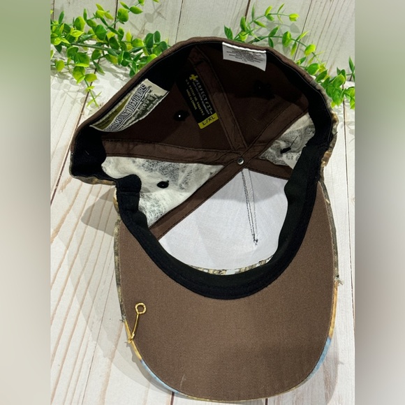 Paramount Fear The Beard Men’s Hat/Cap With Gold Fish hook L-XL - Picture 6 of 6